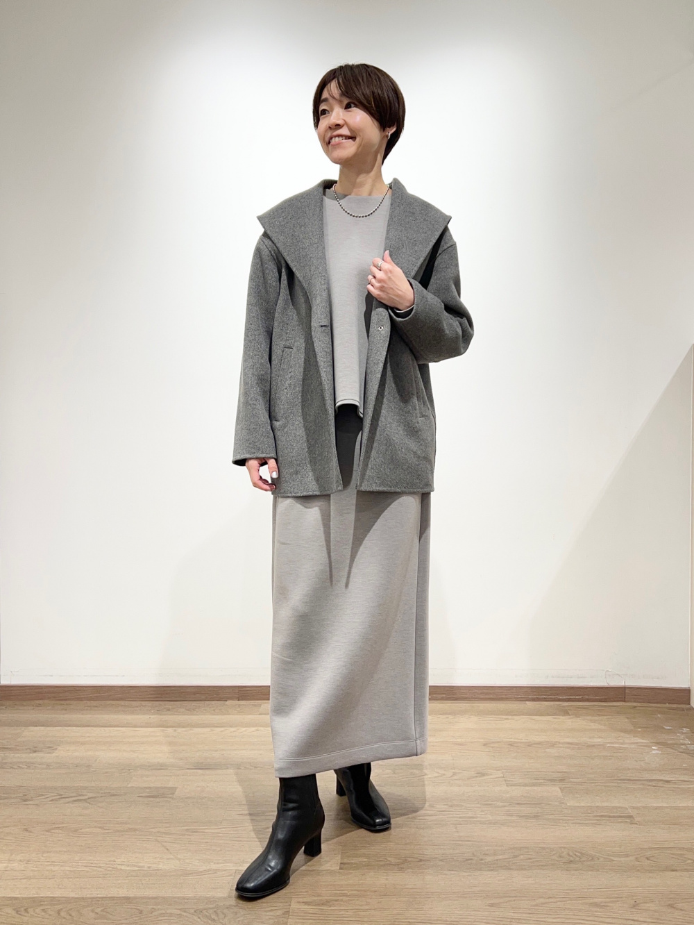 ボリュームチュールスカート、2024年モデル ウールブレンドリバー