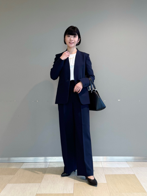 2024年モデル ワイドパンツ（ウォームリザーブ）のコーディネート
