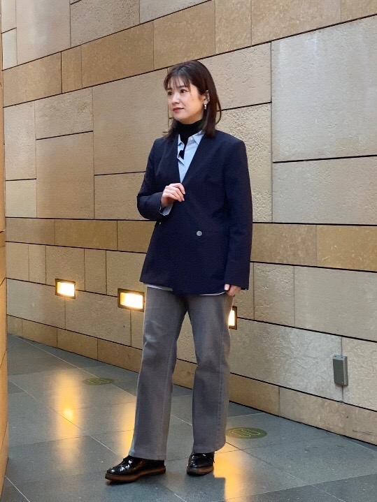 ハイストレッチトリコットカラーレスダブルジャケット」のレディースの