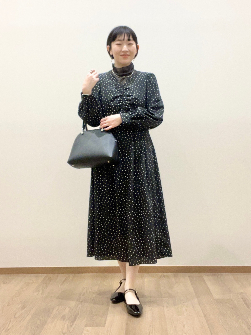 プラステ　フラワープリントワンピース フラワープリントワンピース（長袖）、コンパクトショルダーバッグ」の