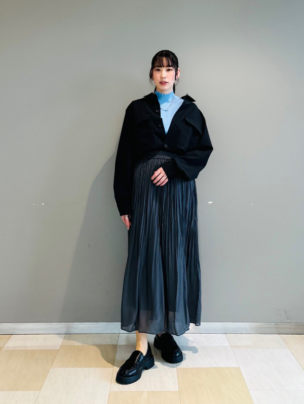 シアープリーツスカート、UVカットレーヨンブレンドモックネックニット
