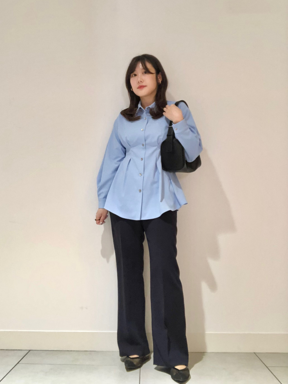 トリアセブレンドストレートパンツ、バックフリルバンドカラー