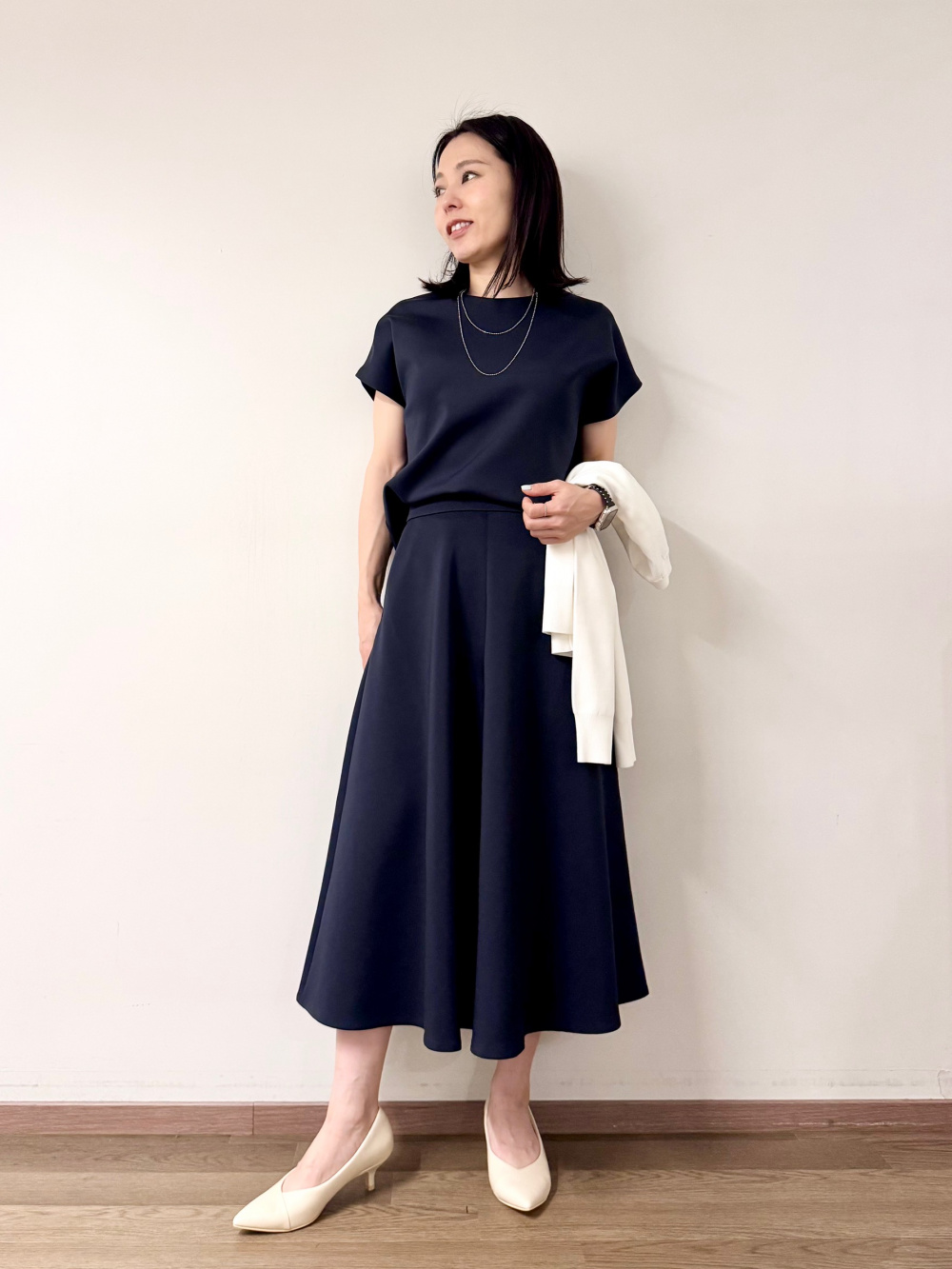 ホールガーメント®ペプラムカーディガン、コンパクトショルダー