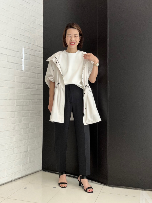 リモンタドローストリングフーデッドミドルパーカ（レディース）の着用