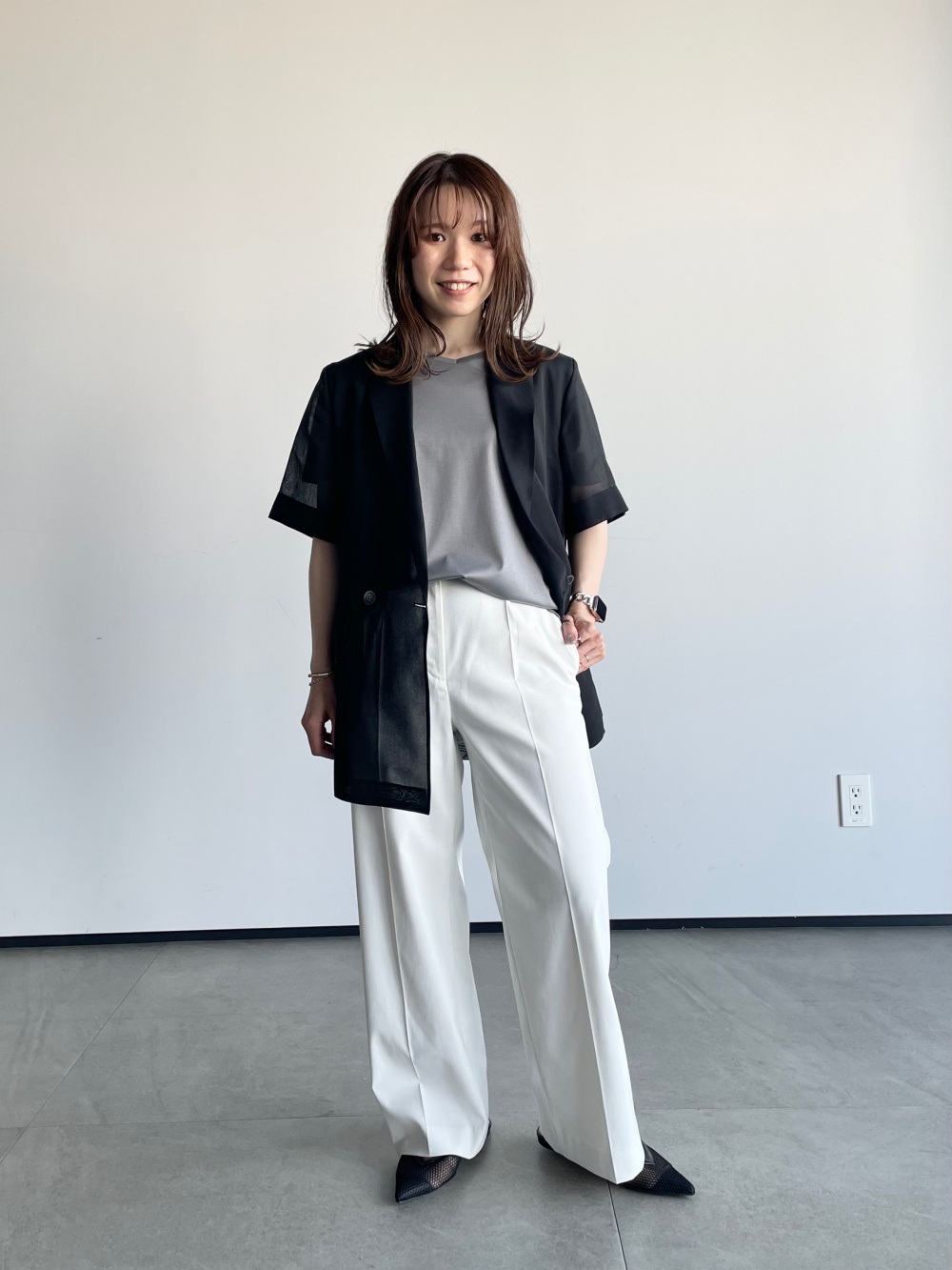 リネンブレンドカラーレスジャケット　リネンブレンドワイドパンツ プレミアムオックスカラーレスジャケット、ワイドパンツ（リネン