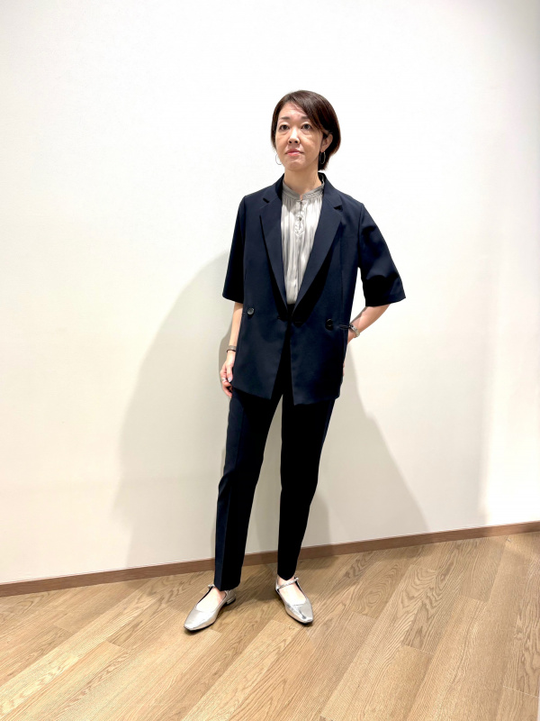 プラステ セットアップ ノーカラー パンツ スーツ ネイビー M