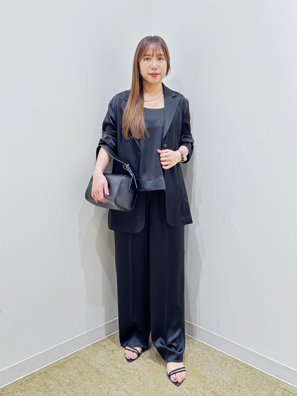 トリアセサテンシャツジャケット」の着用コーディネート| プラステ