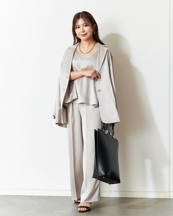 トリアセサテンシャツジャケット」の着用コーディネート| プラステ