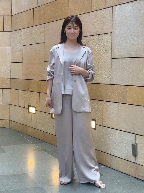 トリアセサテンシャツジャケット」の着用コーディネート| プラステ