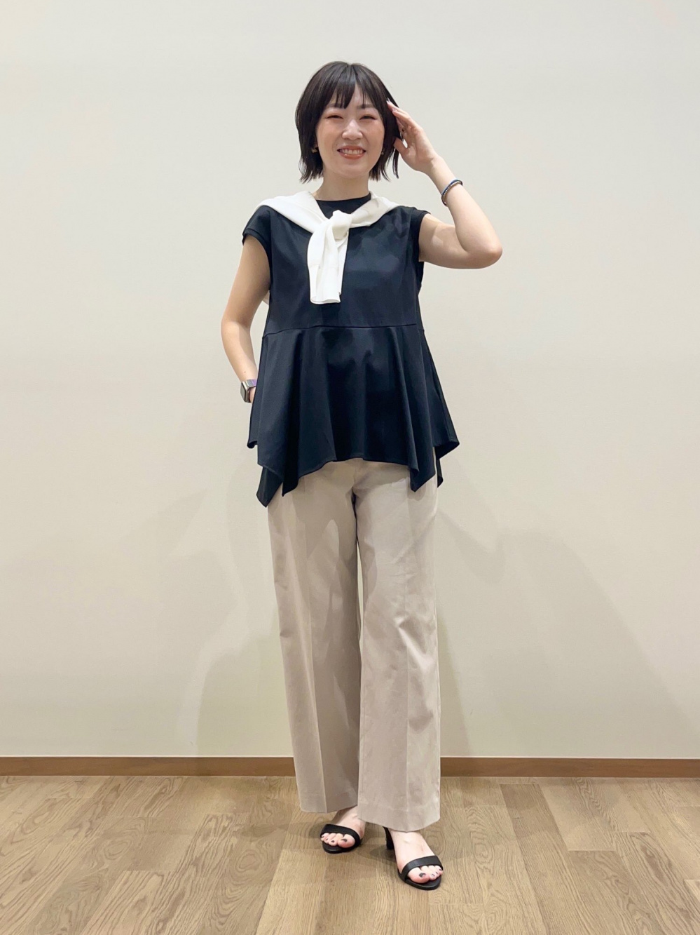 リネンブレンドダブルジャケット、ワイドパンツ（リネンブレンド