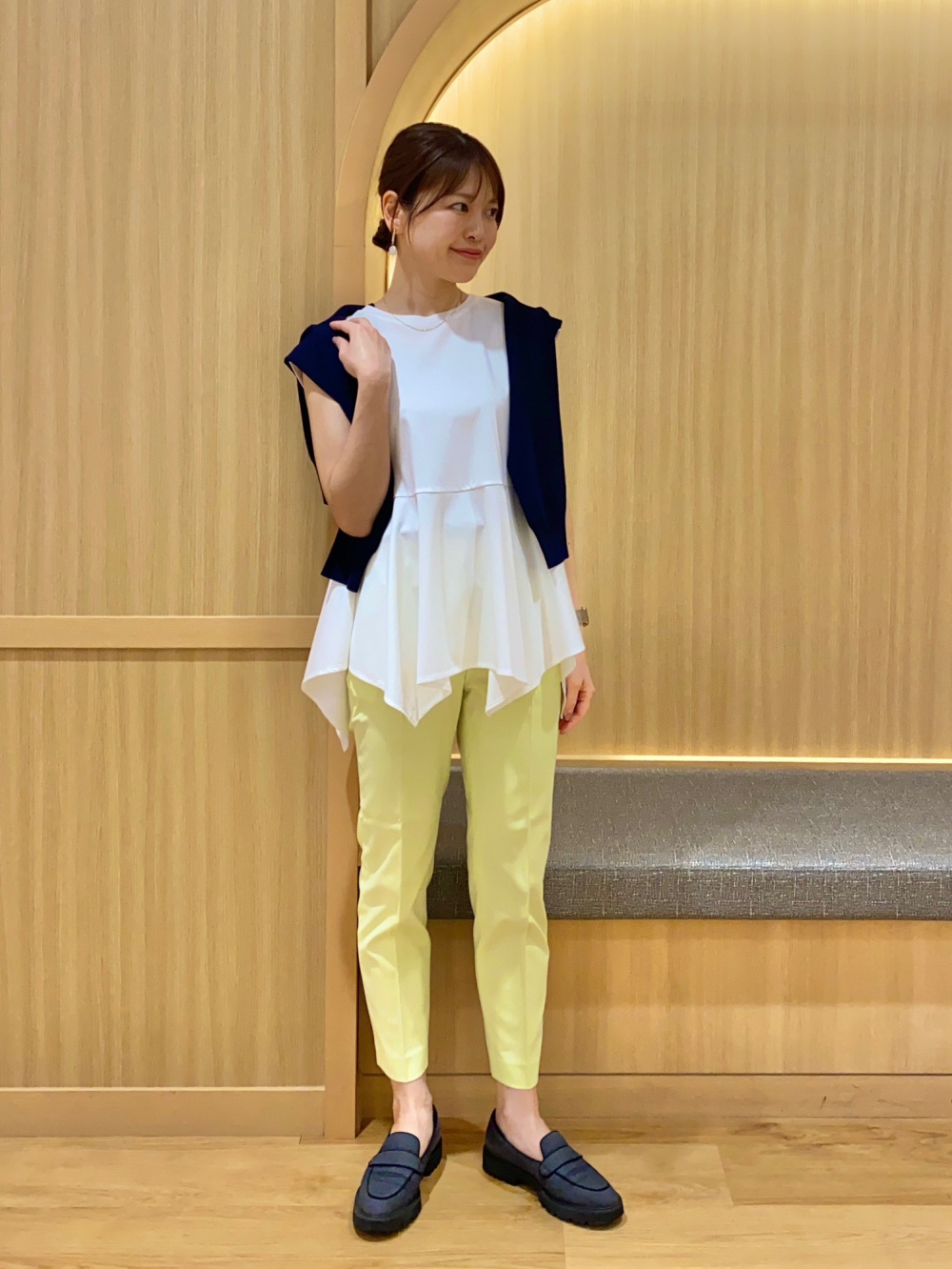 リネンブレンドダブルジャケット、スティックパンツ（リネン