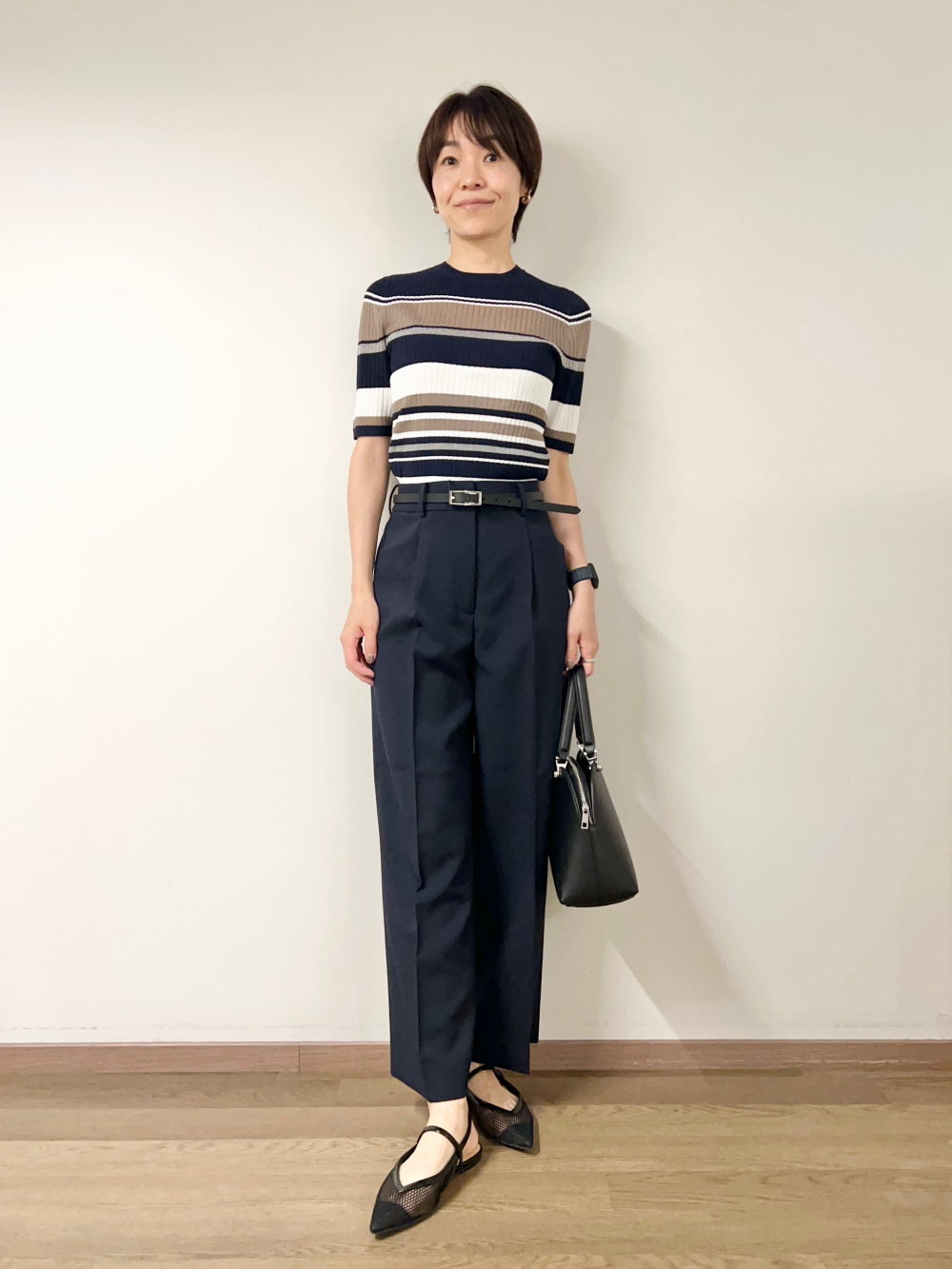 【新品タグ付】PLST 2024年トリアセブレンドテーパードパンツ M ネイビー 新品タグ付】PLST 2024年トリアセブレンドテーパードパンツ M