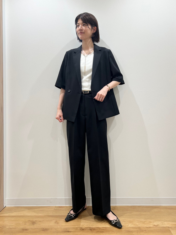 メタルパーツスリングバックシューズ（レディース）の着用