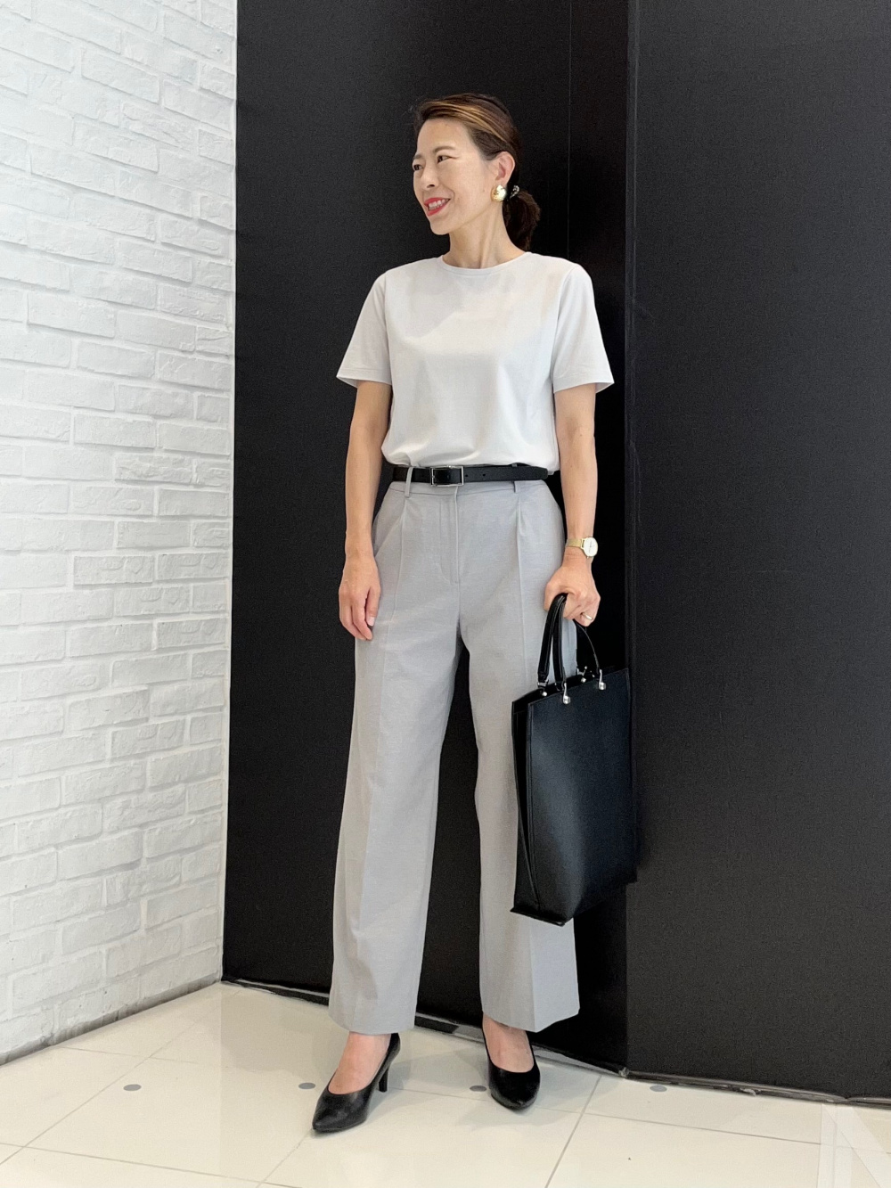 ウールブレンドジャケット、ウールブレンドストレートパンツ」の