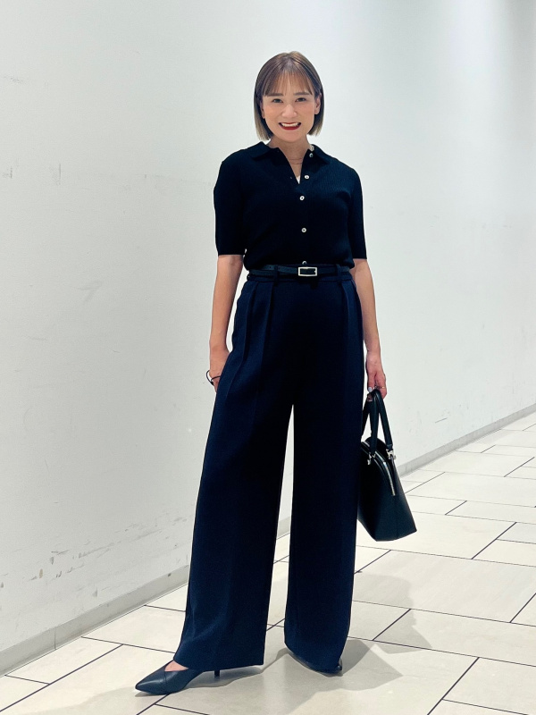美品 プラステ 24年モデル 定価1.8万　ノーカラー ミドルジレ ネイビー M 美品 プラステ 24年モデル 定価1.8万 ノーカラー ミドルジレ