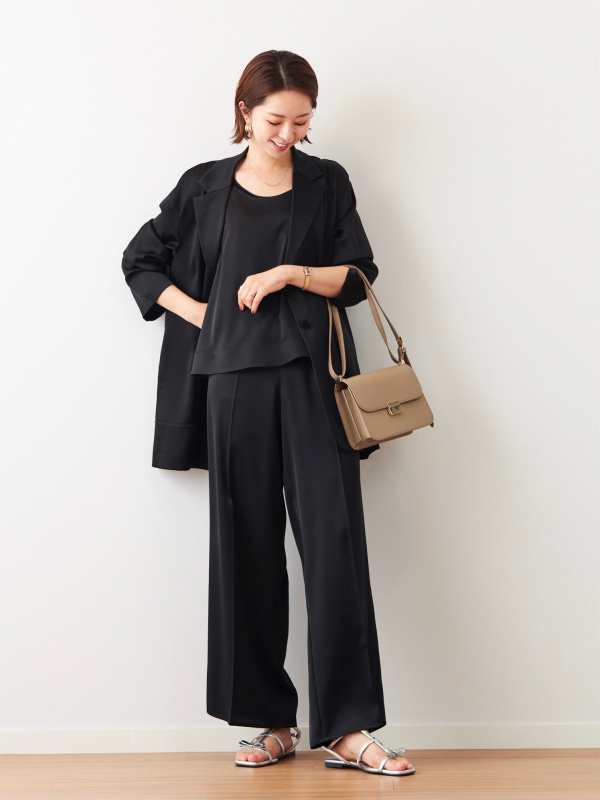 トリアセサテンシャツジャケット（レディース）の着用コーディネート