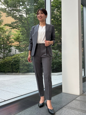 PLST プレミアムオックスカラーレスジャケット グレー Lサイズ PLST(プラステ)公式 | プレミアムオックスカラーレスジャケット