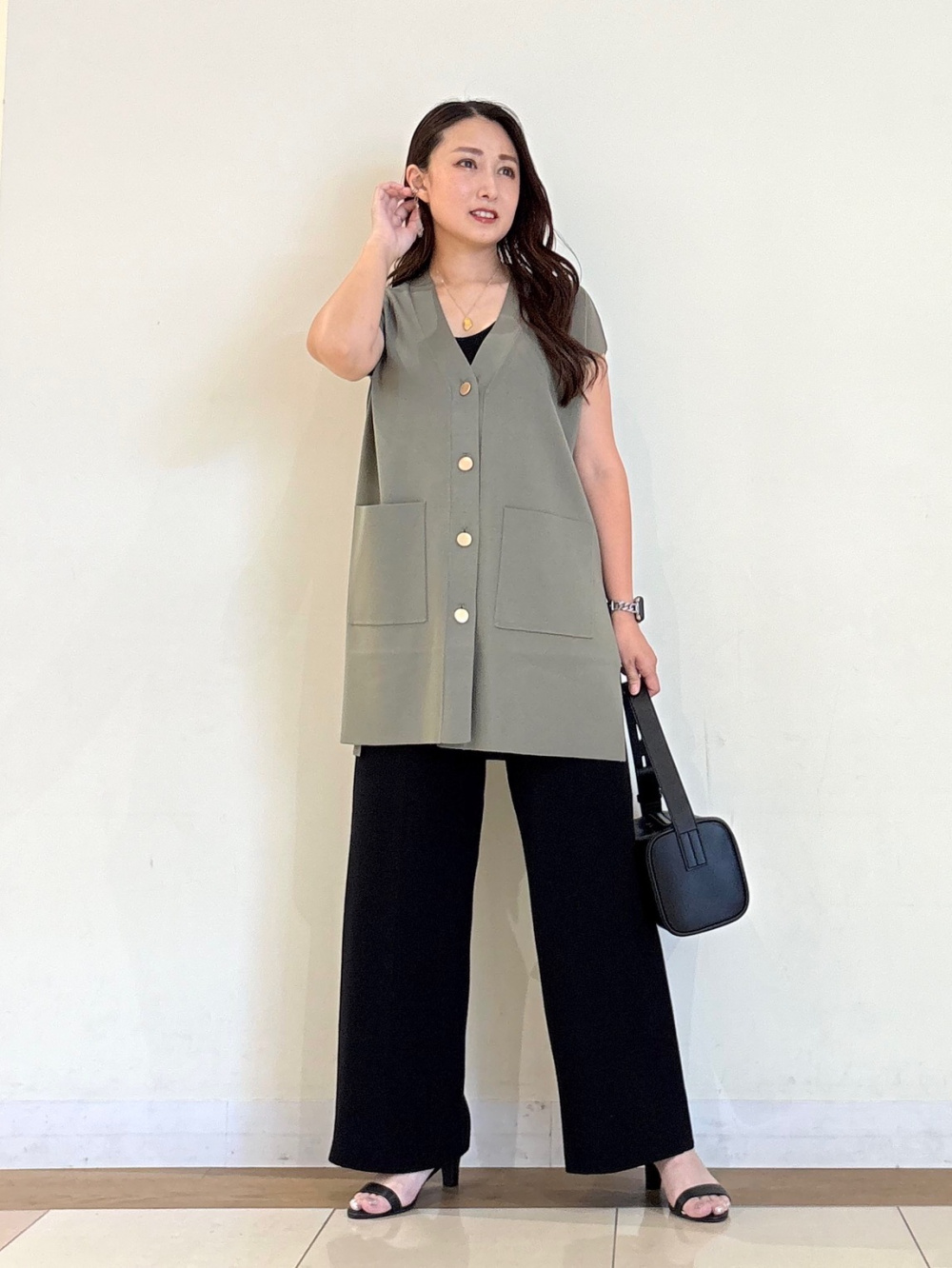 プレミアムオックスダブルジャケット、ソフトフレアパンツ（リネン