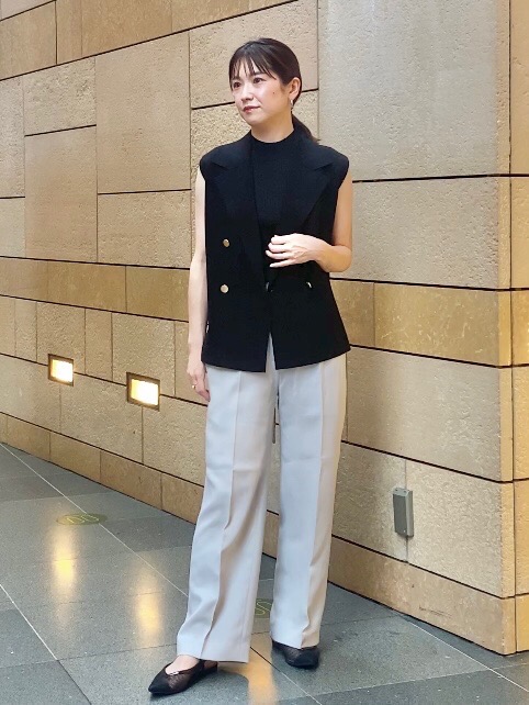 ワイドパンツ（リネンブレンド）、ポインテッドトゥスリングバック