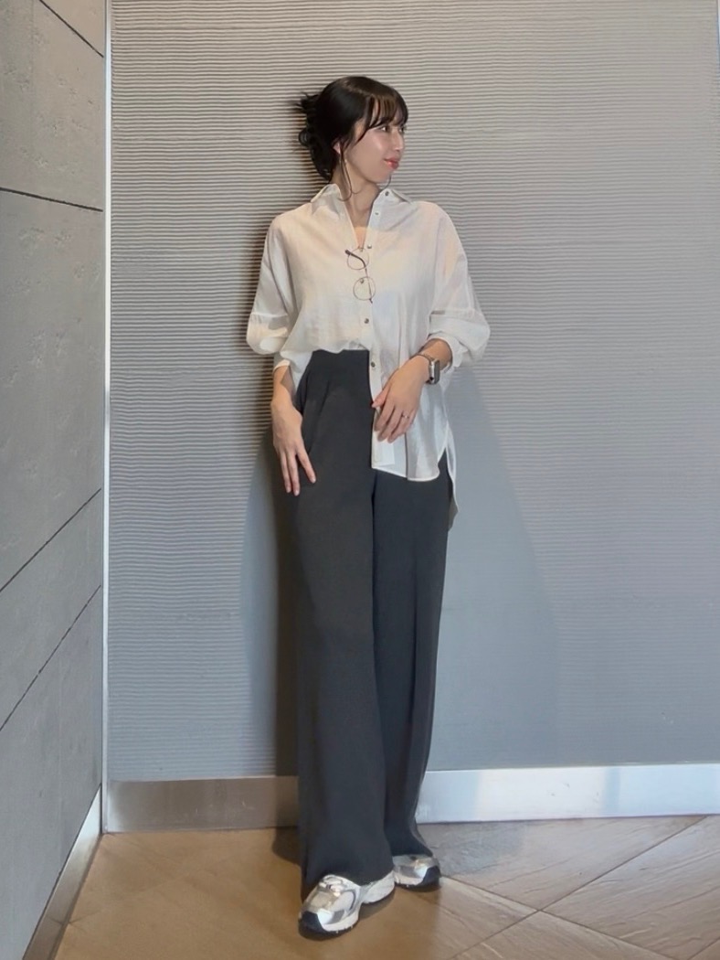 リネンブレンドダブルジャケット、ワイドパンツ（リネンブレンド