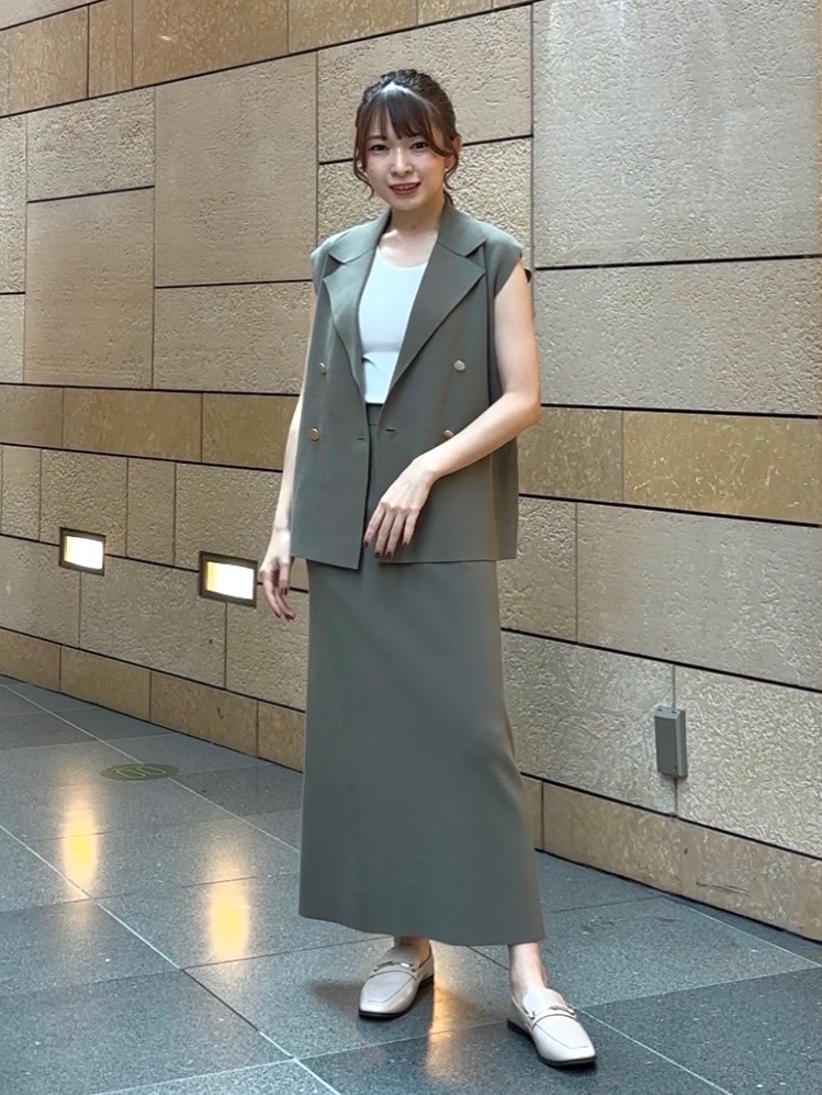 プラスレーヨンブレンド テーラード ニットベスト S PLST(プラステ)公式 | レーヨンブレンドテーラードニットベスト