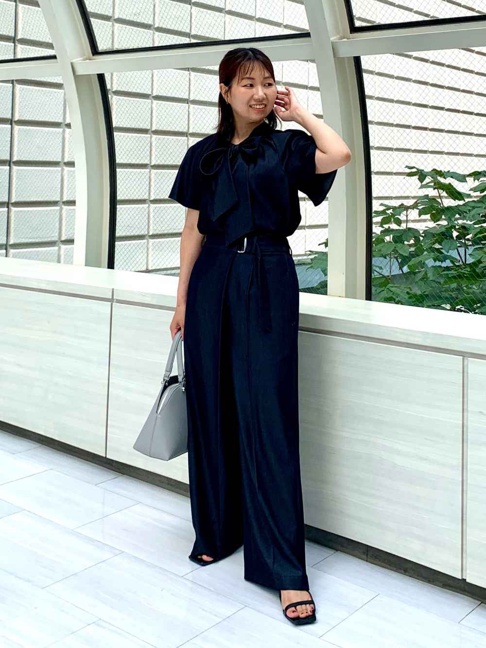 ソフトフレアパンツ（リネンブレンド）、シャンブレーボウタイシャツ