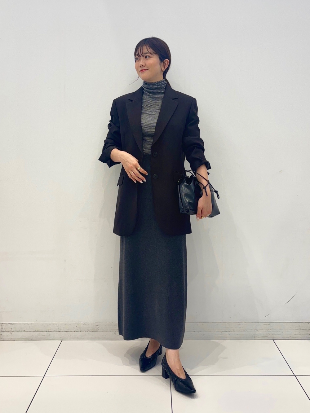 プラステ今期完売レーヨンブレンドダークグレーニットベストスカートとセットアップ プラステ今期完売レーヨンブレンドダークグレーニットベストスカートと