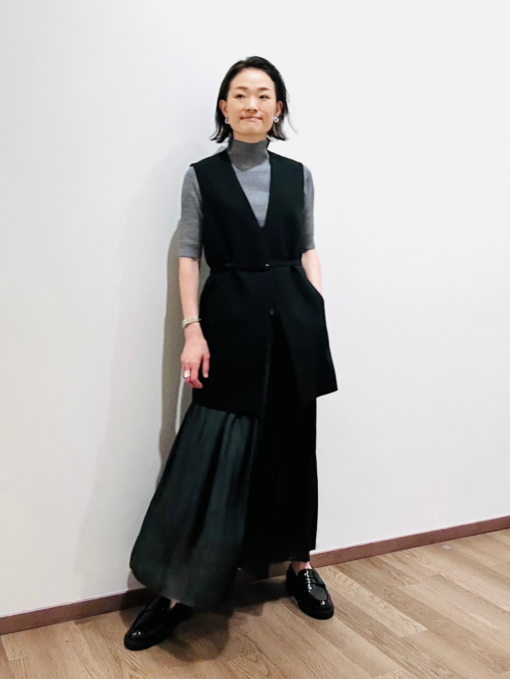 ストレッチツイルベルテッドジレ」の着用コーディネート| プラステ