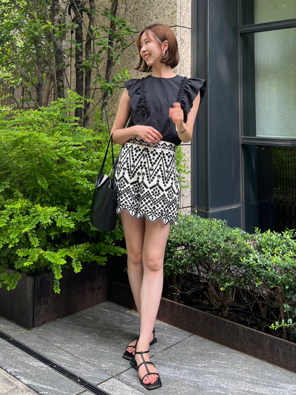 フリルスリーブブラウス、アートフラワープリントフレアスカート」の