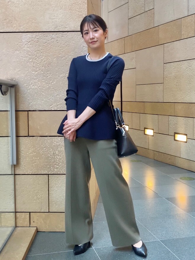 トリアセブレンドダブルジャケット、トリアセブレンドテーパードパンツ