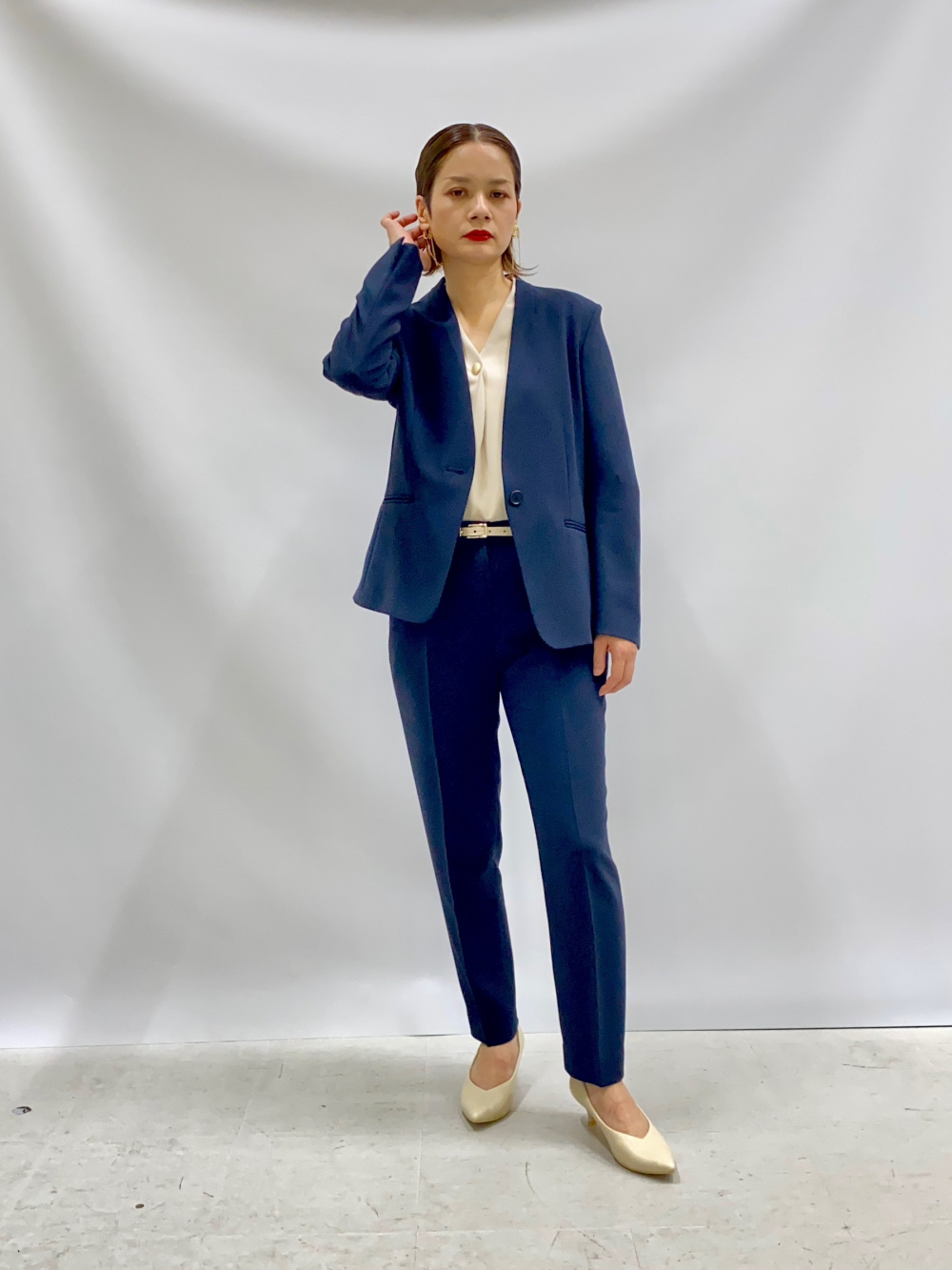 2024年モデル ウールモッサノーカラーハーフコート、トリアセブレンド