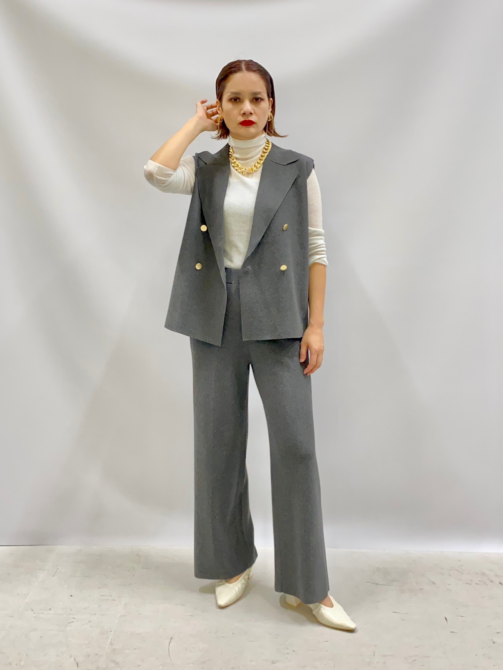 プラスレーヨンブレンド テーラード ニットベスト S PLST(プラステ)公式 | レーヨンブレンドテーラードニットベスト