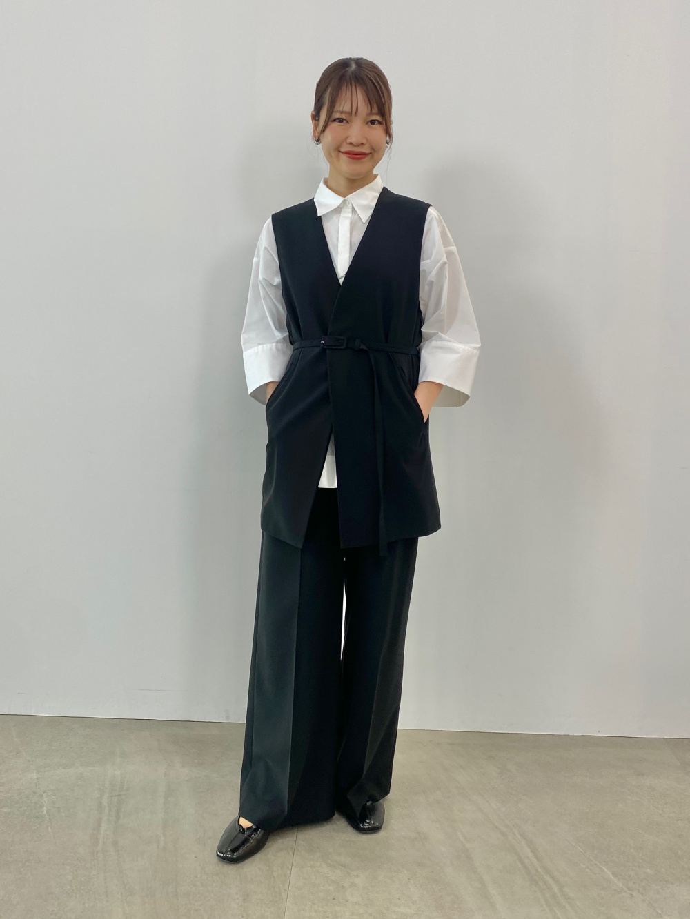 ストレッチツイルベルテッドジレ」の着用コーディネート| プラステ