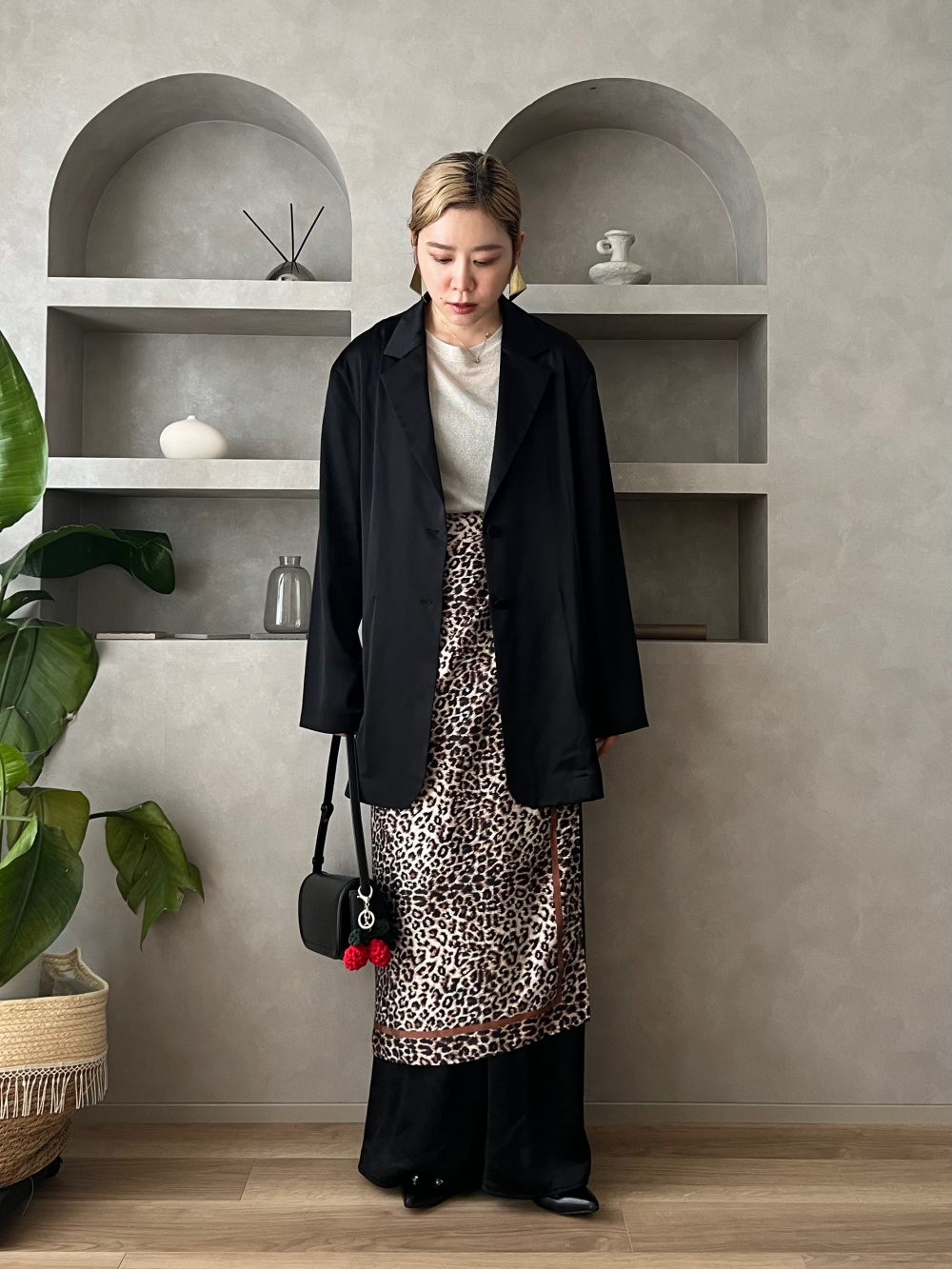 トリアセサテンノースリーブブラウス、トリアセサテンシャツジャケット