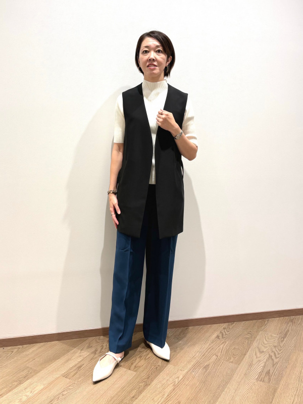 ストレッチツイルベルテッドジレのコーディネート・着用イメージ｜プラステ