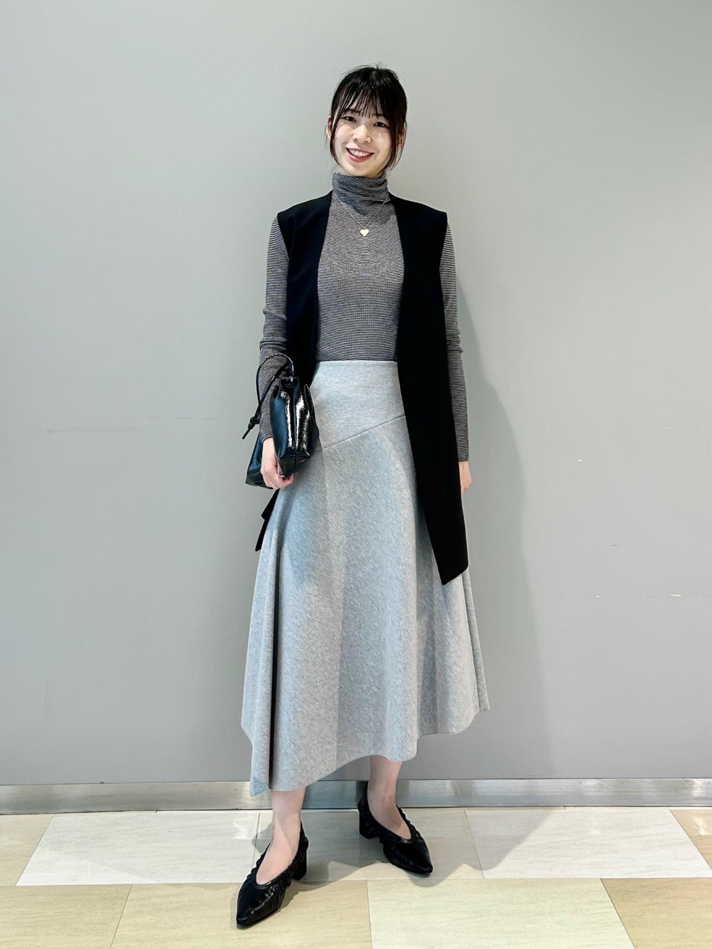 ストレッチツイルベルテッドジレ」の着用コーディネート| プラステ