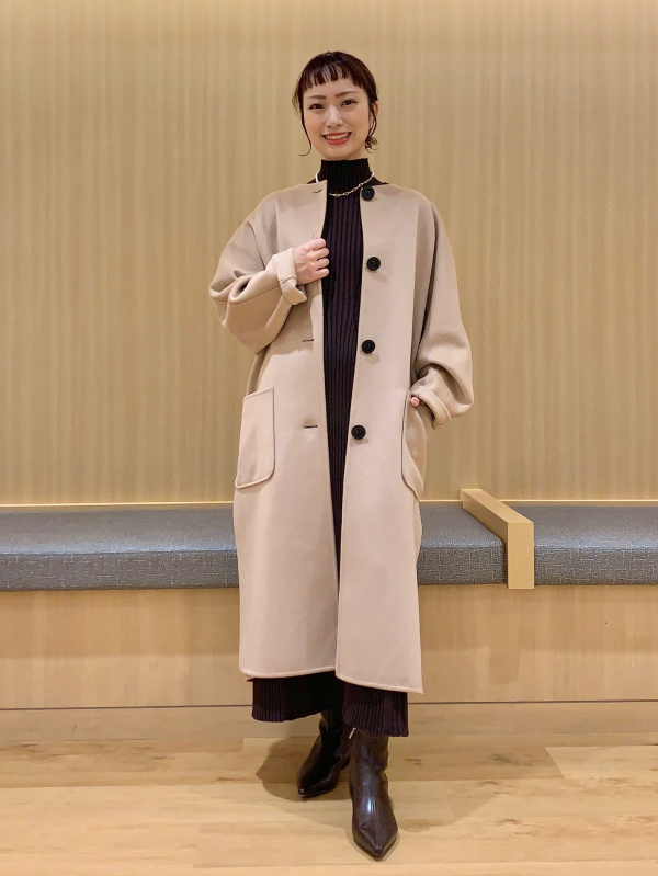 ノーカラーコート」のレディースのコーディネート一覧 | プラステ