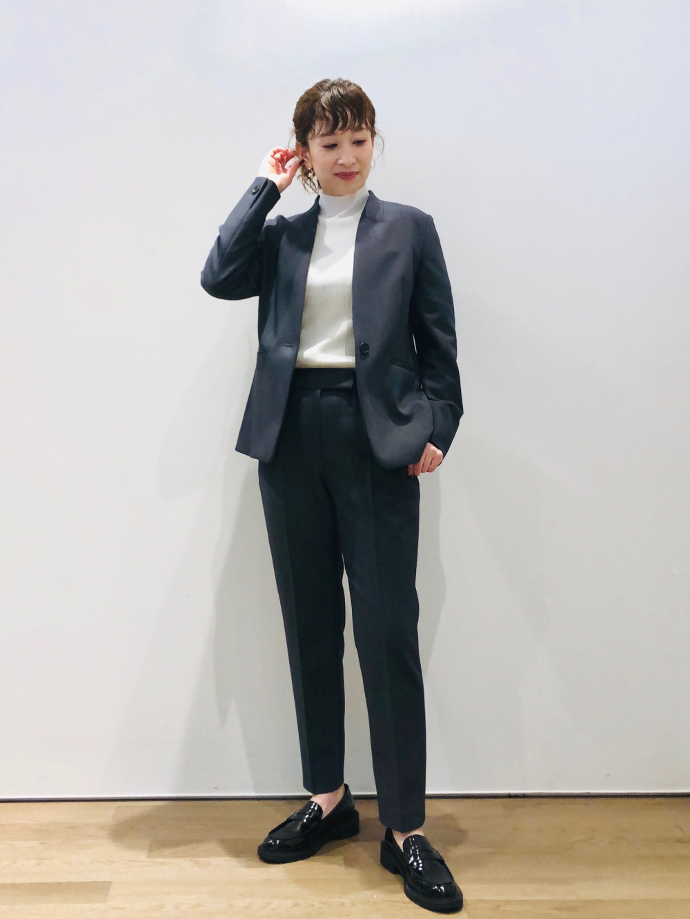 ウォームリザーブカラーレスジャケット、【丈長め】テーパード