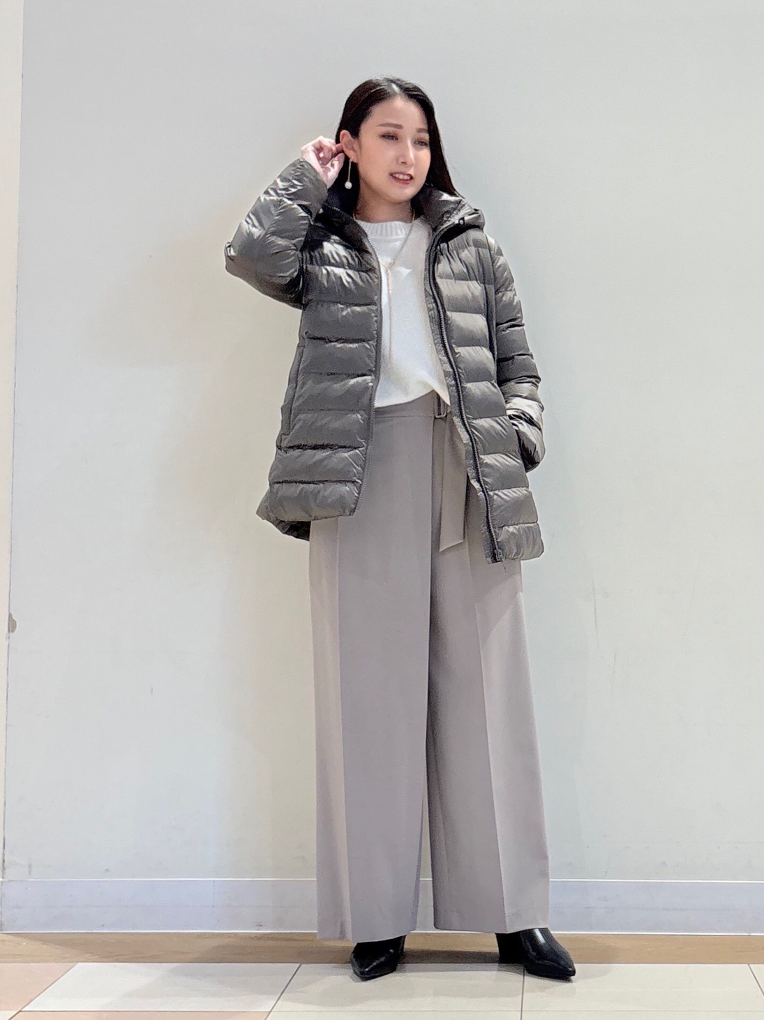 最高気温が10度前後になる12〜2月におすすめな、コートやダウンで防寒できるコーデ