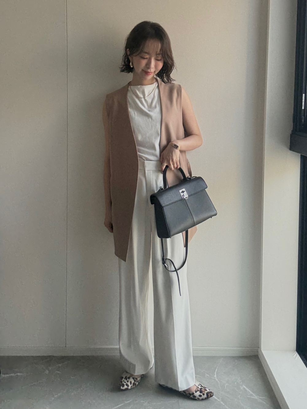 ストレッチツイルベルテッドジレ」の着用コーディネート| プラステ