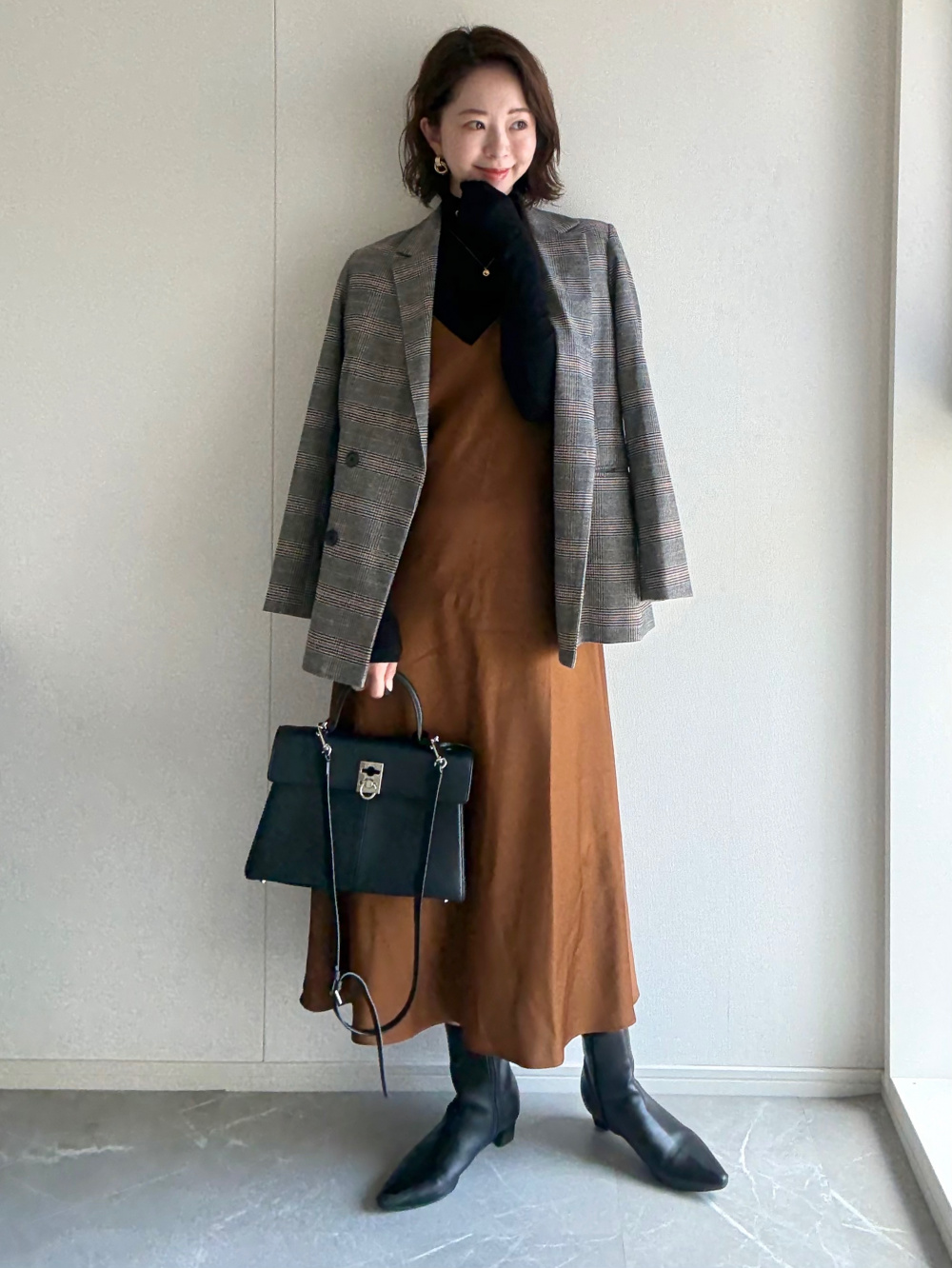 シャークツイードカラーレスジャケット、シアータートルネックTシャツ