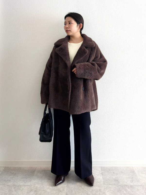 フェザーヤーンニットコート（レディース）の着用コーディネート一覧