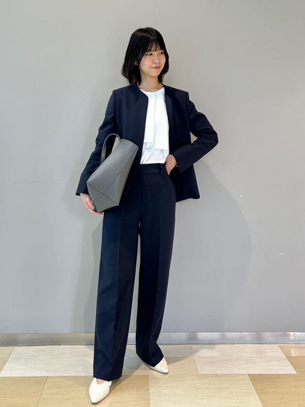 ワイドパンツ（ウォームリザーブ）、ポーチ付きトートバッグの