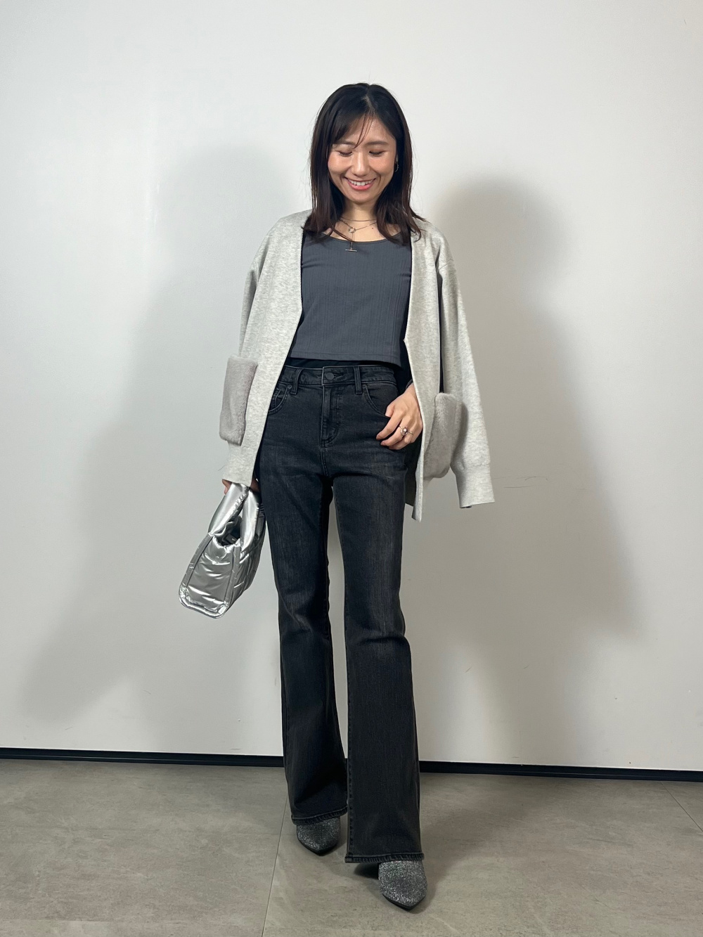 フェイクファーポケットカーディガン」の着用コーディネート| プラステ