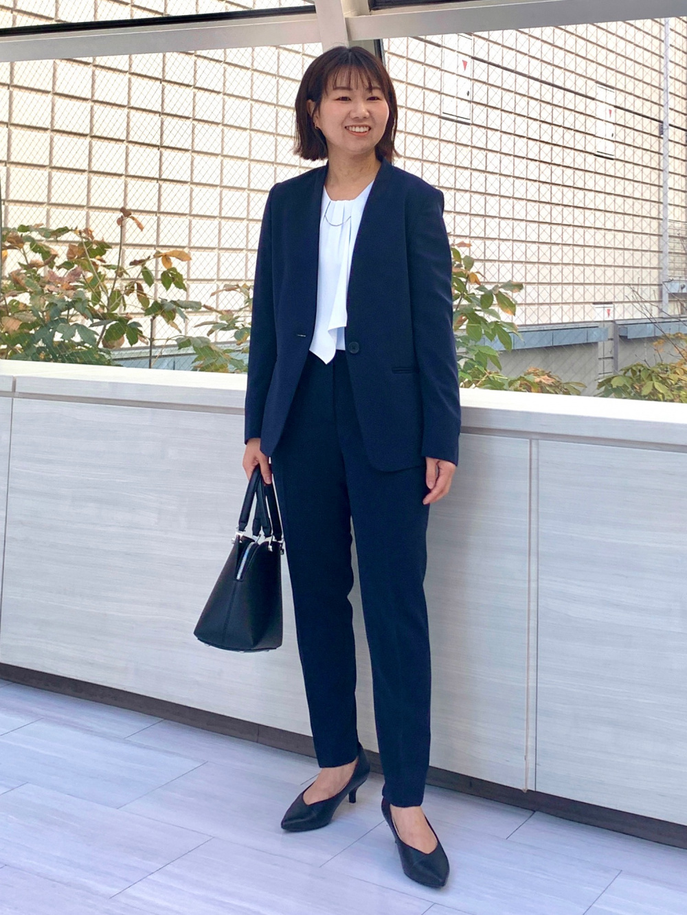 ツイードペプラムジャケット、トリアセブレンドテーパードパンツ」の