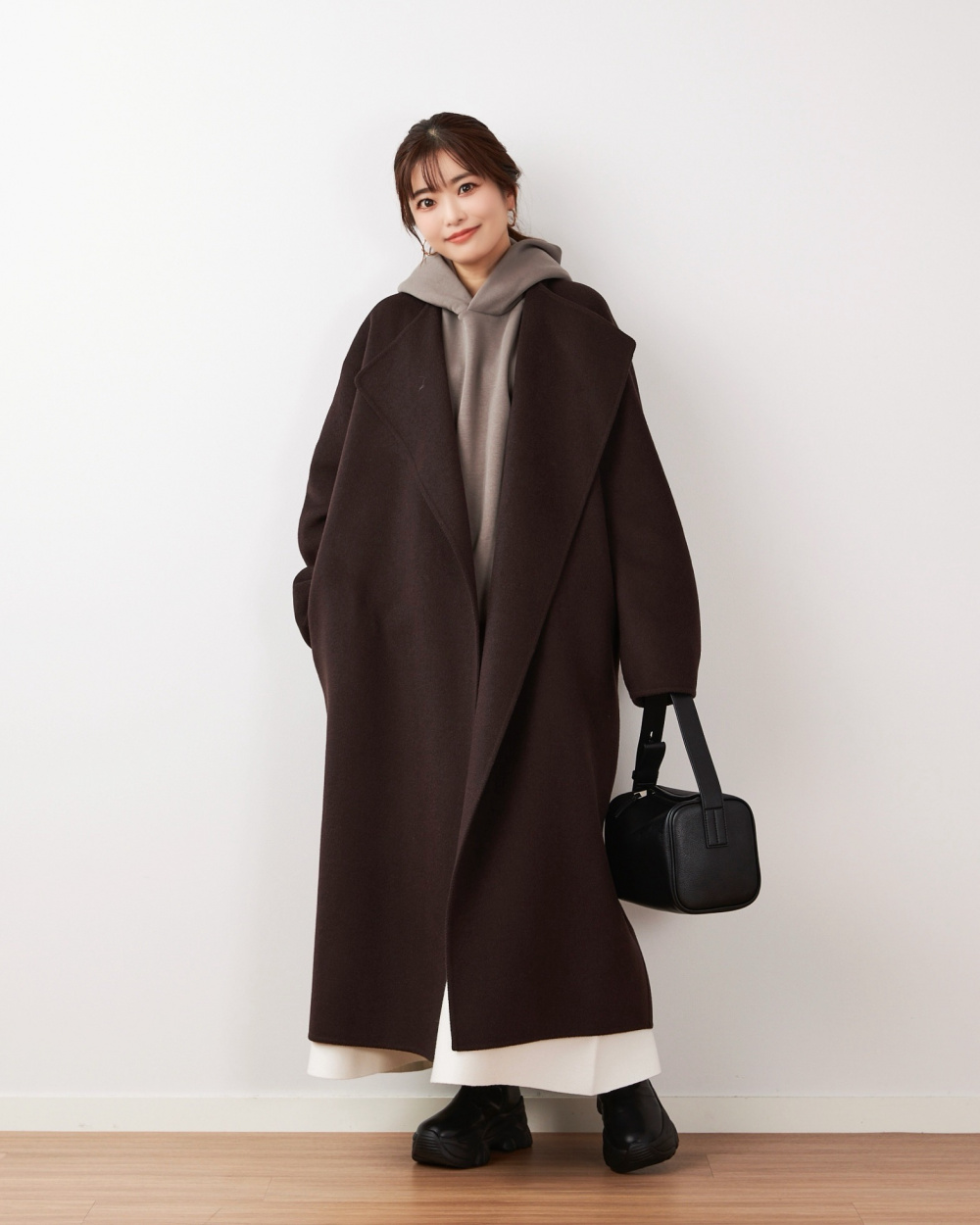 2025年モデル トリアセブレンドペプラムジャケット、トリアセブレンド