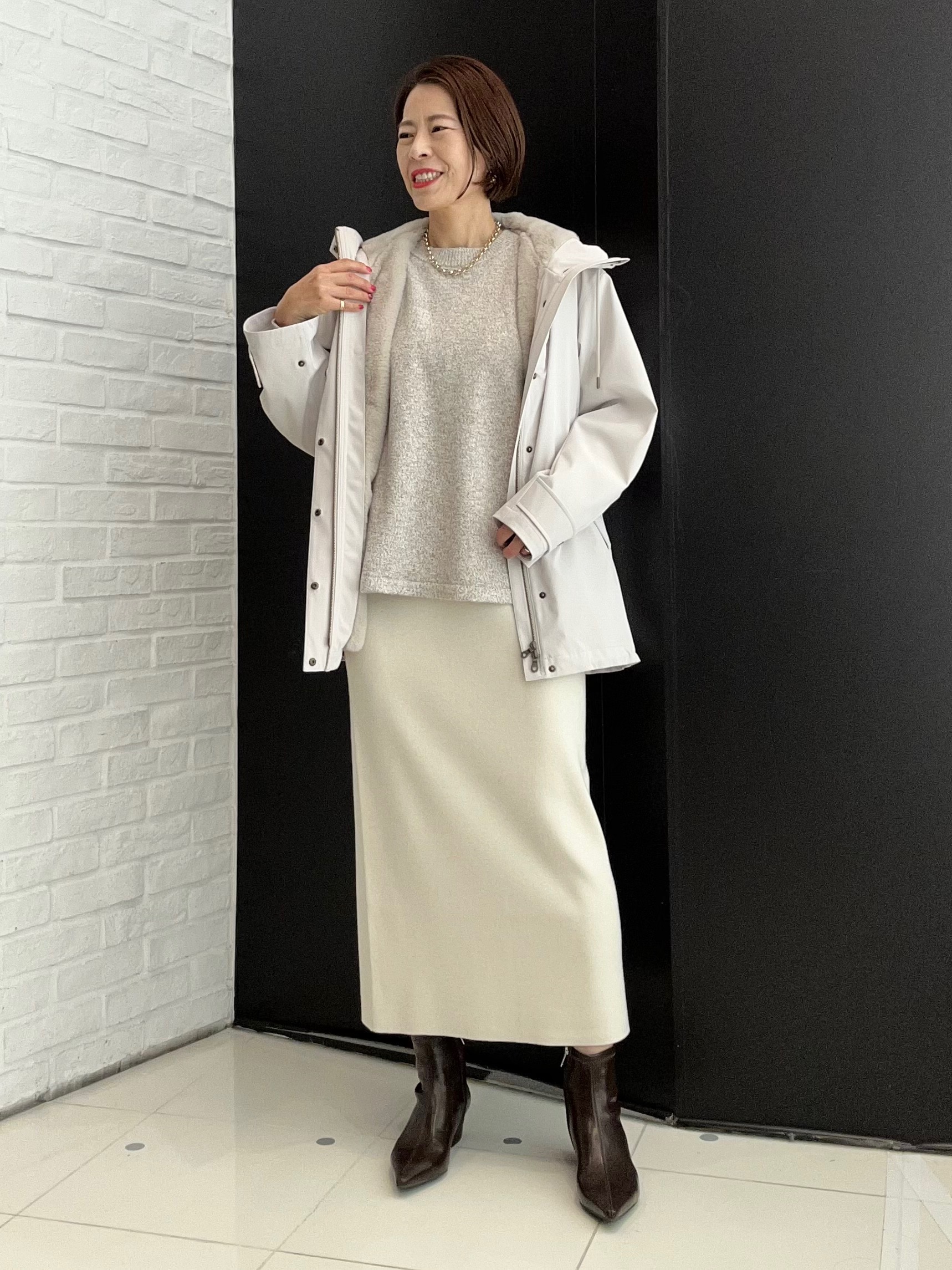 最低気温10度の日におすすめな、ライナー付きフーデットパーカをお供にしたコーデ