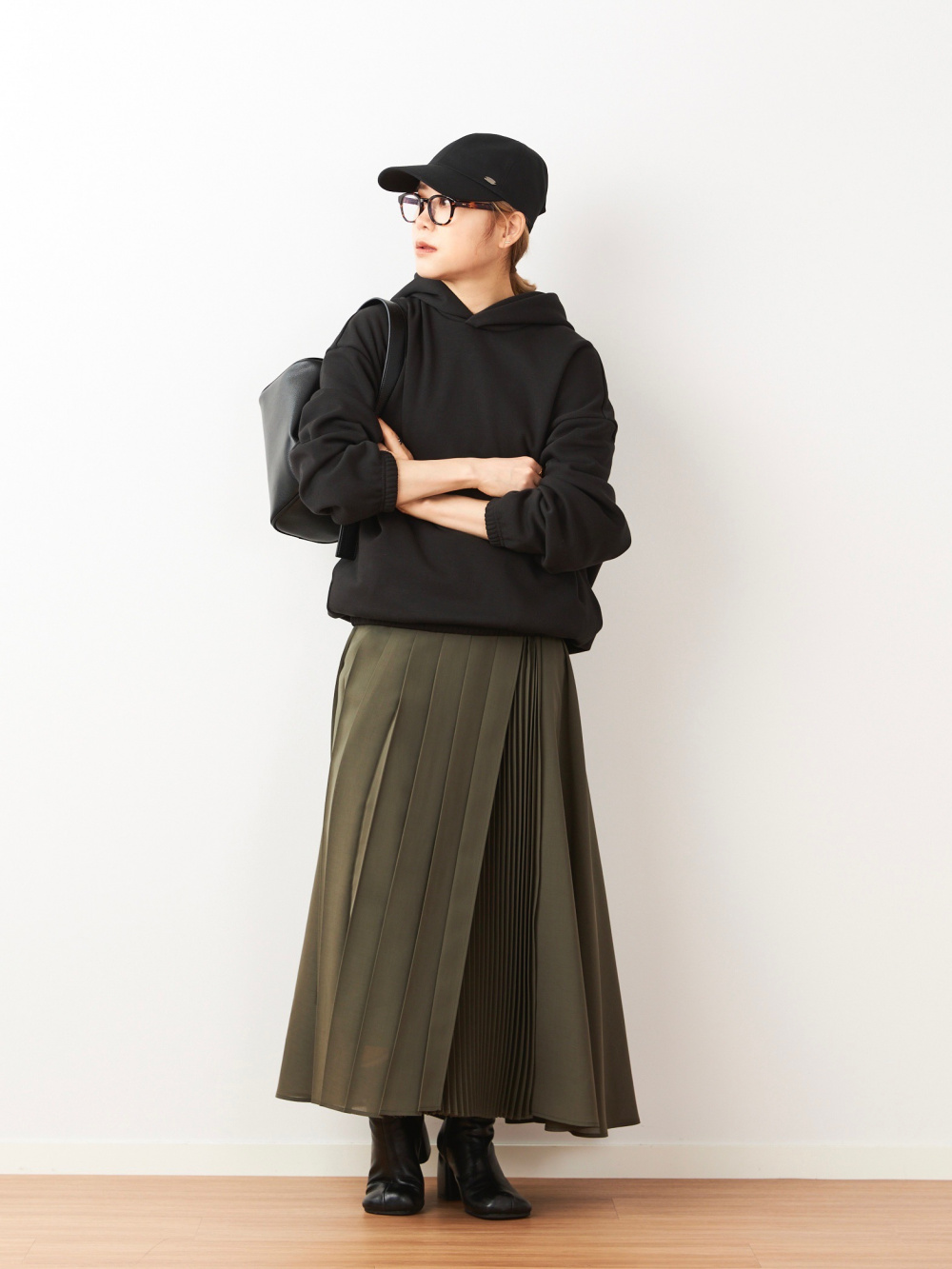 ラメシアーリブタートルネックセーター、シアープリーツラップスカート