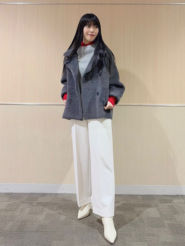 【完売品‼️】新品未使用　PLST プラステ　スパンコールニットケープ ブラック PLST(プラステ)公式 | スパンコールニットケープ