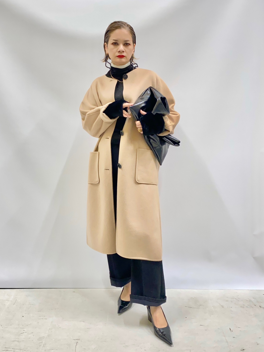 値下げ★ 新品 PLST ヴィンテージサテン メタルボタンブラウス ベージュ PLST(プラステ)公式 | ヴィンテージサテンメタルボタンブラウス